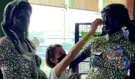 La presidenza della Fondazione IM Group espone sculture dell’unità per dare speranza globale e aiutare i bambini bisognosi