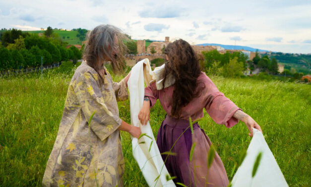 Stampe naturali su tessuti naturali