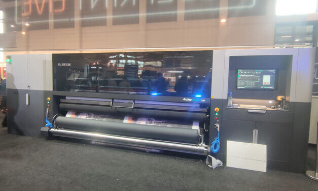 Con Acuity Ultra Hybrid LED Fujifilm debutta nel mercato wide format ibrido di alta gamma