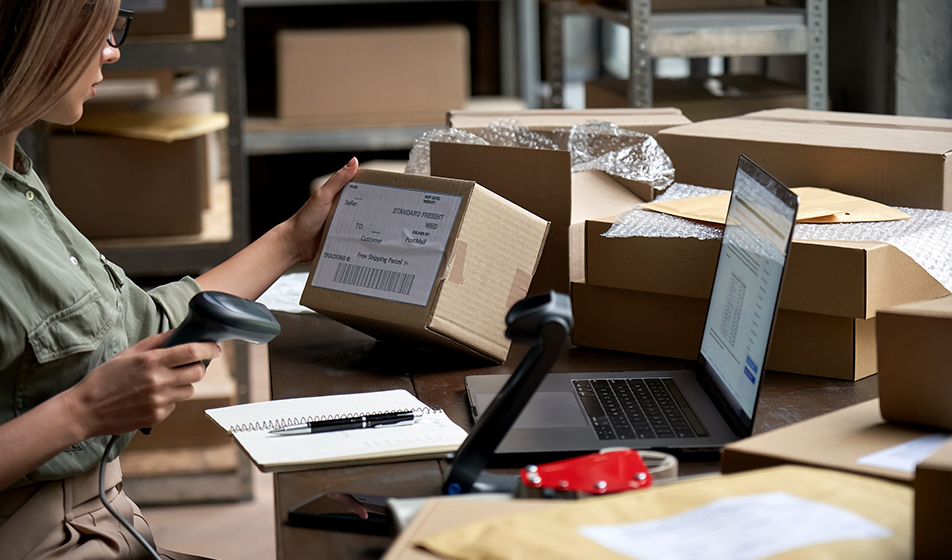 E-commerce, boom del mercato a 4 trilioni di dollari (+10%): ecco i 5 trend del settore per il 2024