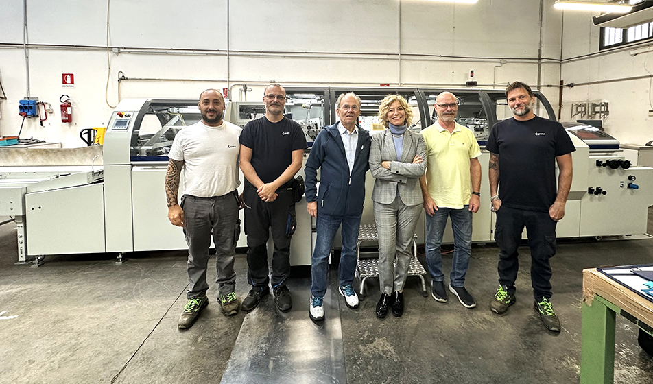 Diarpell festeggia il suo 50° anniversario con una copertinatrice Kolbus DA370