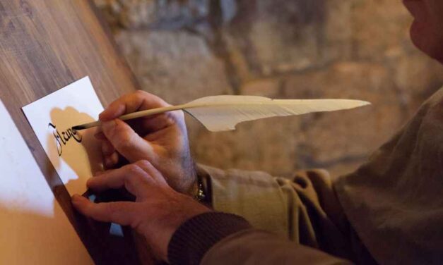 In Friuli Venezia Giulia la scrittura a mano torna in classe, con insegnanti qualificati