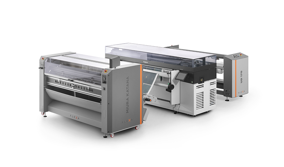 Taglio carta da parati: quando la produttività incontra la perfezione