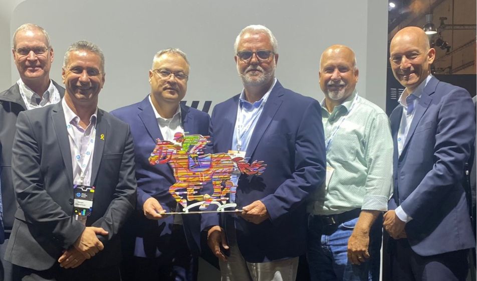 Shutterfly investe in 35 HP Indigo 120K